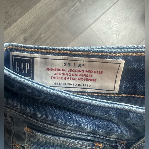 Gap mid rise Universal Jegging - Picture 5 of 5